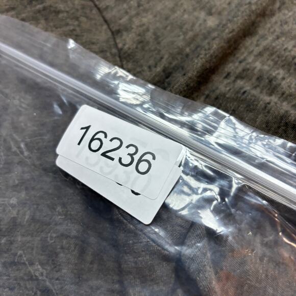 Buck Mason Curved Hem Slub Cotton Short Sleeve T Shirt Men's XL Minimalist - Picture 9 of 9